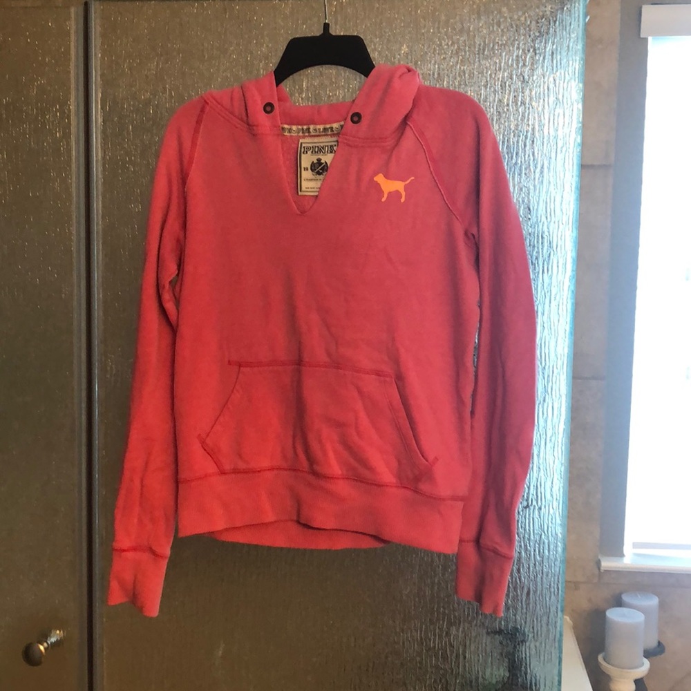 VS pink hoodie